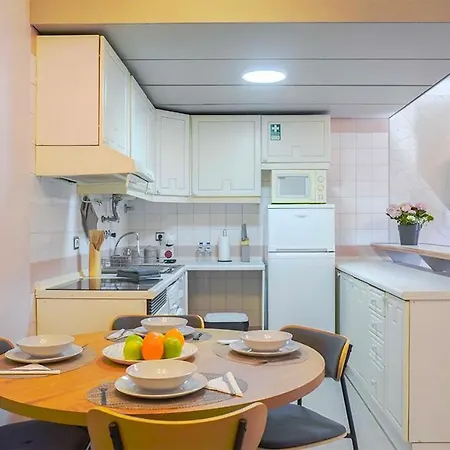 By The Sea Vi - Marina *