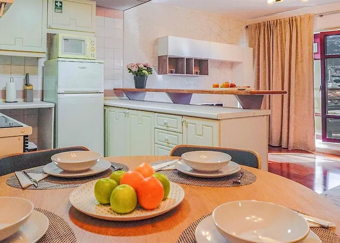 By The Sea Vi - Marina